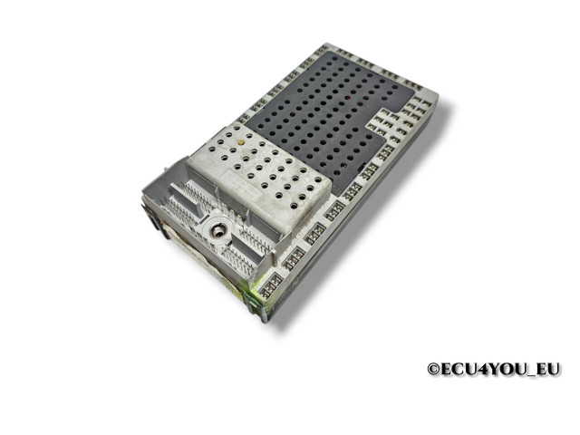 Блок предохранителей  9494336   Volvo S80    