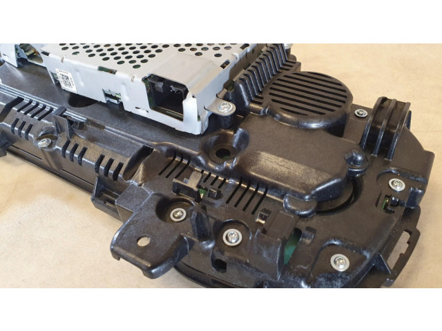 Přístrojová deska BMW X3 G01 2018 9392558