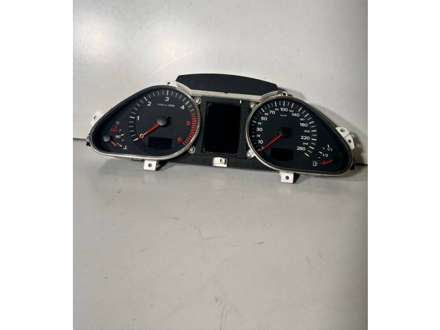 Přístrojová deska Audi Q7 4L 2009 4L0920900B, 4F0910900C