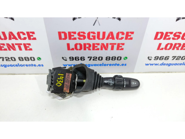 Ручка стеклоочистителей 96552852 Chevrolet Nubira