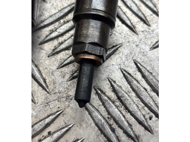 Комплект форсунок 046130201F    Volvo S70  V70  V70 XC   