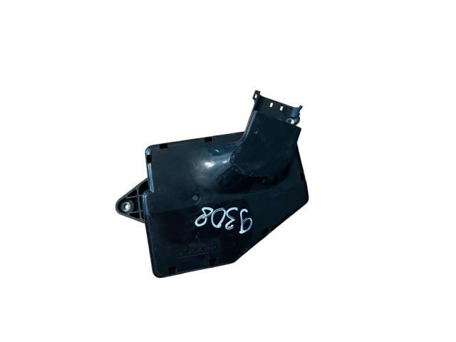 Блок предохранителей 16782 Skoda Fabia Mk1 (6Y)