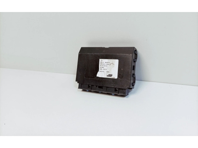 Блок управления климат-контролем 6840451, 9874189   BMW i8