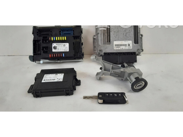 Блок предохранителей Jeep Renegade