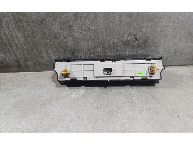 Блок управления климат-контролем 10703154   MG ZS