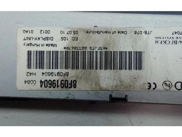 Дисплей       Audi A5 Sportback 8TA