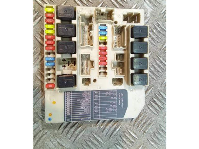 Pojistková skříňka Nissan Note (E11) 2010