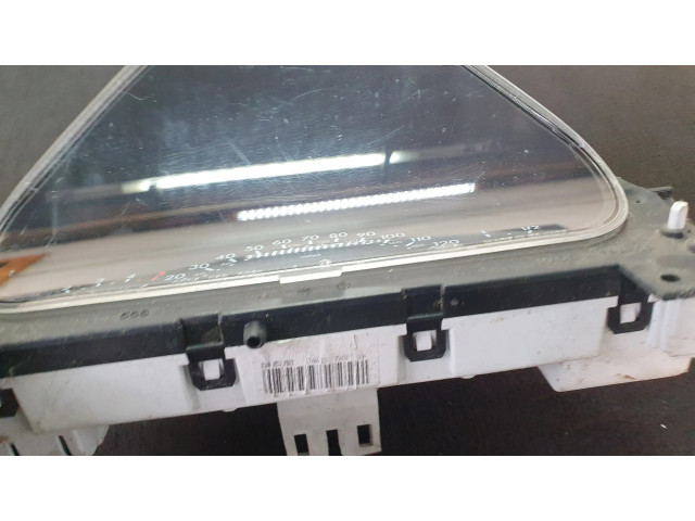 Přístrojová deska Mercedes-Benz A W168 2001 03000530503, A1685401447