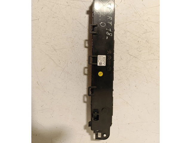 Блок управления кондиционера воздуха / климата/ печки (в салоне) 98081722ZD, 35250501   Peugeot Expert