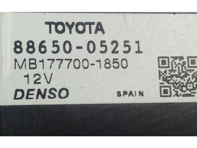 Řídící jednotka 8865005251 Toyota Avensis T270 2010