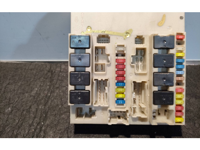 Блок предохранителей  3078, 336217B   Renault Clio III    