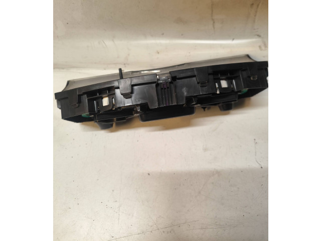 Панель приборов 13173381XT, 110080162026   Opel Meriva A       