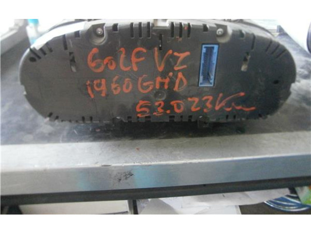 Geschwindigkeitsmesser Cockpit 5K0920870C Volkswagen Golf VI