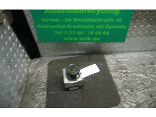 Pojistková skříňka Блок ABS 5892016000 Hyundai Accent 2007