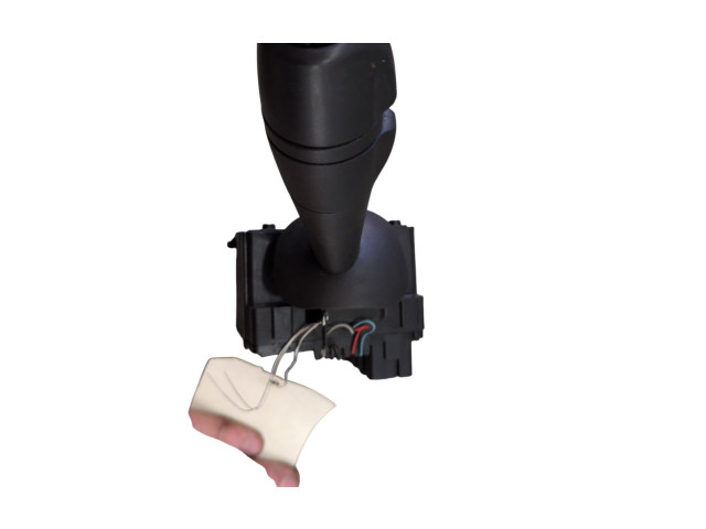 Ручка стеклоочистителей 8201168013 Renault Clio IV