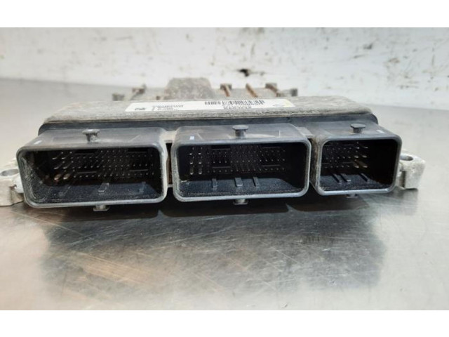 Блок управления двигателя 237109855R Dacia Lodgy
