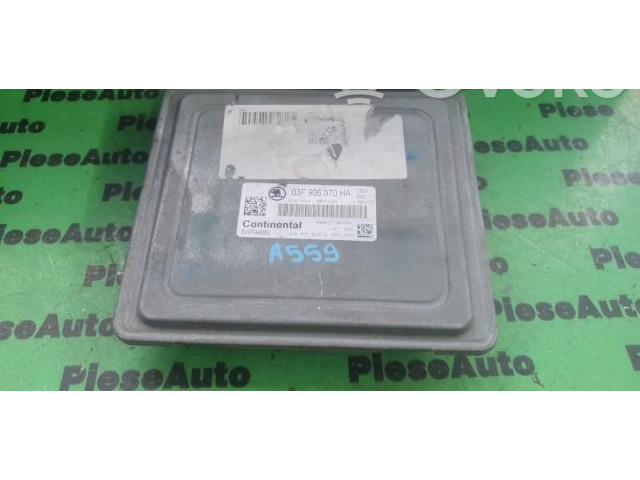 Блок управления двигателем Блок управления 03F906070HA, 5WP44882.   Skoda Rapid (NH)