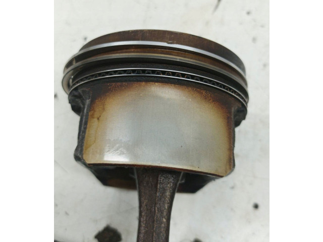 Поршень с шатуном 69L20, 16V Renault Clio II