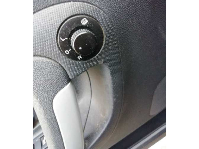 Зеркало электрическое Skoda Fabia Mk2 (5J) 2007 - 2014 года