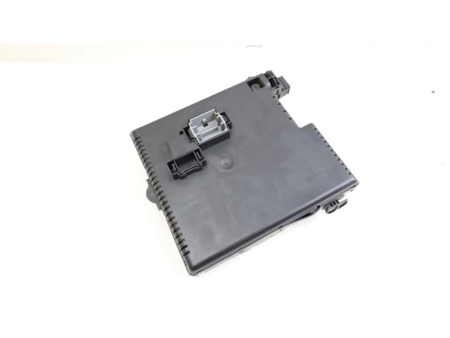 Блок предохранителей  30786646, 30786646   Volvo V70    