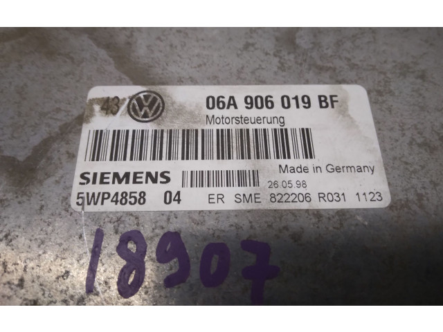Блок управления двигателя 06A906019BF, 5WP485804 Volkswagen Golf SportWagen