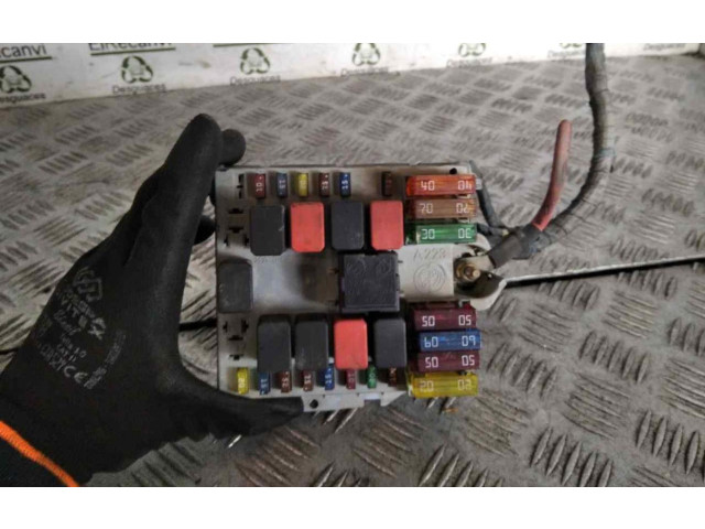 Pojistková skříňka 46778448 Fiat Punto (188) 2001