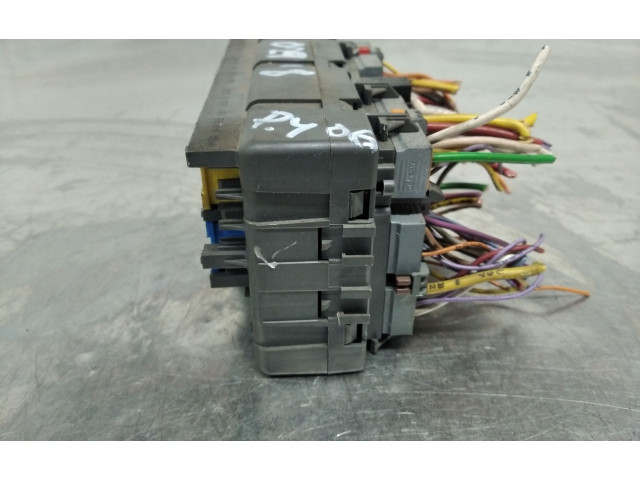 Блок предохранителей 9459288180   Peugeot 406    