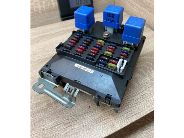 Блок предохранителей 243501N000F, 1N06A10 Nissan Almera