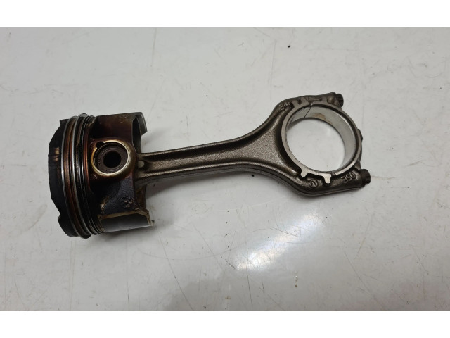 Поршень с шатуном 05E, 05EAB Skoda Kodiaq для бензинового двигателя 1.5