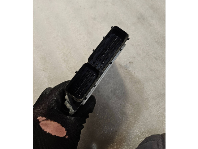 Řídící jednotka 7L0907401, 1039S11689   Audi Q7 4M 2006