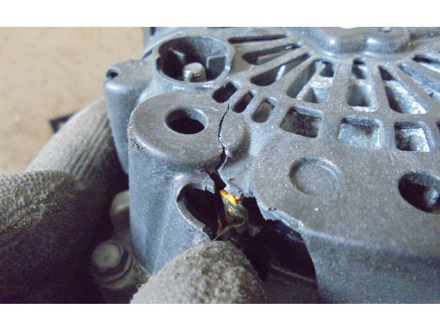 Генератор 04E903015, 04E903015   Skoda Fabia Mk3 (NJ)      