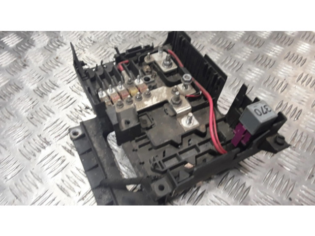 Блок предохранителей