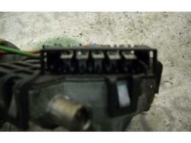 Моторчик дворников     Mercedes-Benz E W124