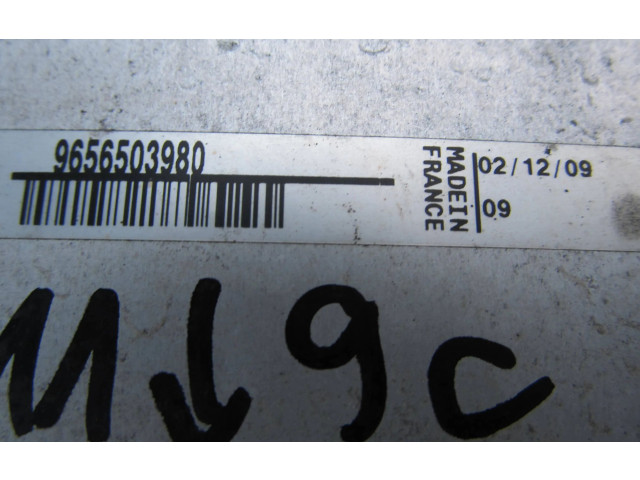 Интеркулер  9656503980, 0384L4   Peugeot 5008 