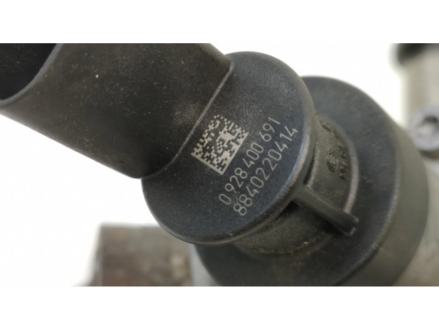 Топливная рампа 7809127, 780912701   BMW 1 E81 E87 2.0  для двигателя N47