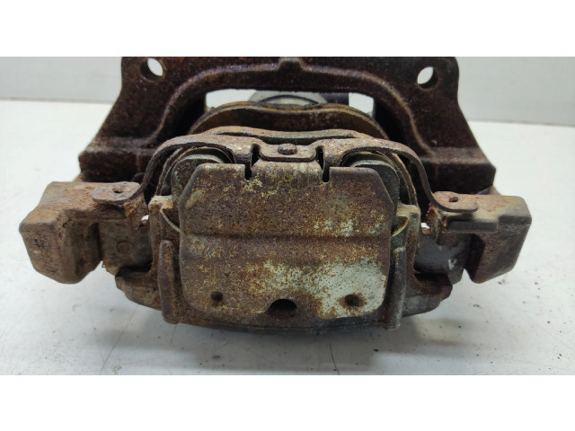 Передний суппорт