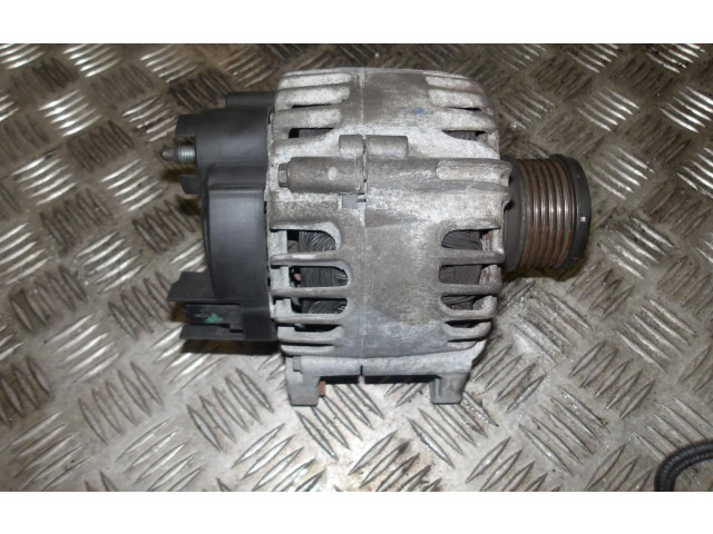 Генератор 231008017R Dacia Duster