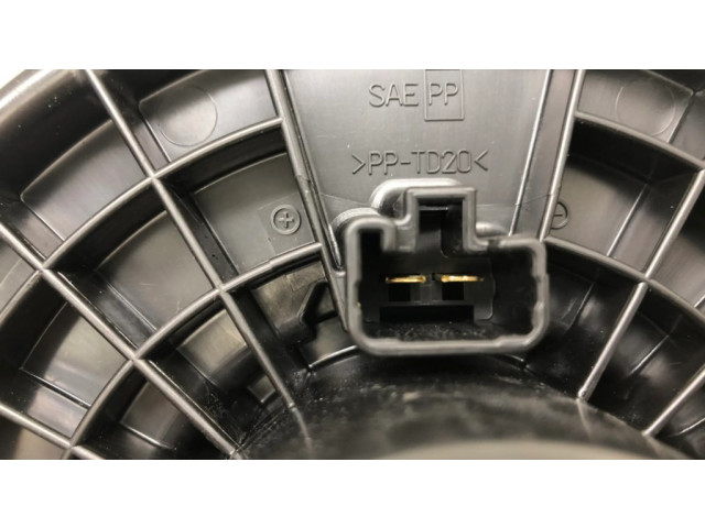Вентилятор печки HB111EG2107, 8727000691 Mazda 3 III