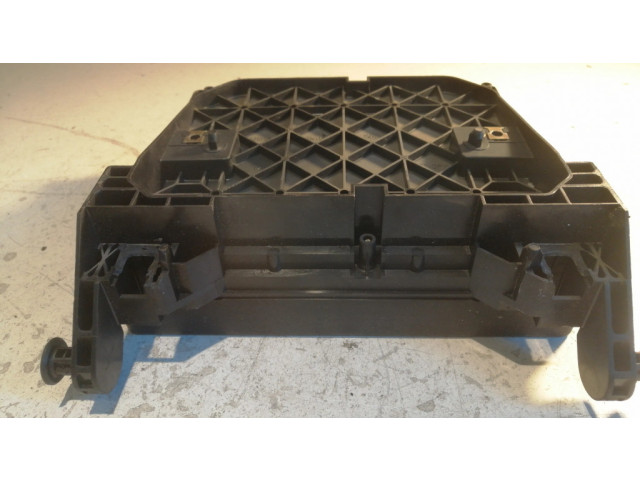 Блок предохранителей S108145300, S108152001 Ford Galaxy