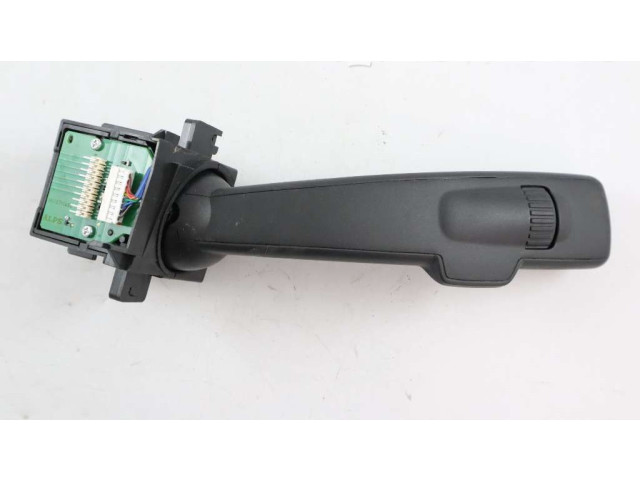 Ручка стеклоочистителей 31275360   Volvo V70