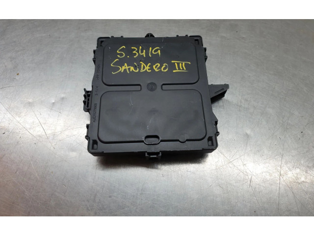 Блок комфорта 284B22495R, A3C1168260200 Dacia Sandero