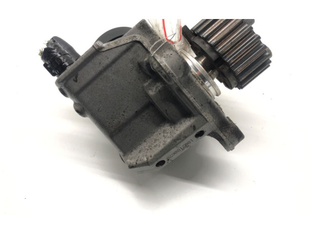 Топливный насос 03L130755D Skoda Superb B6 (3T)