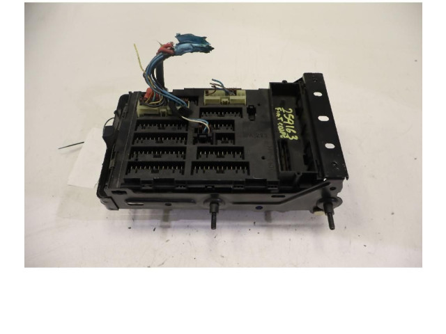 Блок предохранителей Fiat Coupe