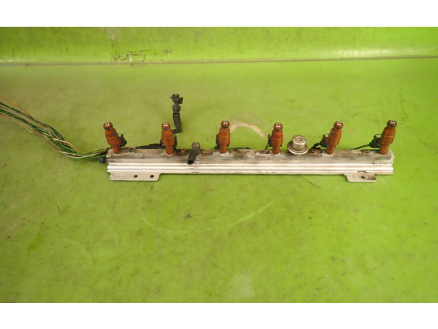 Топливная рампа 0280155831 Volvo S80