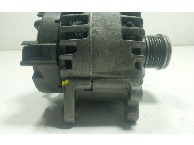 Генератор 04L903021D, 04L903021D Volkswagen Golf SportWagen