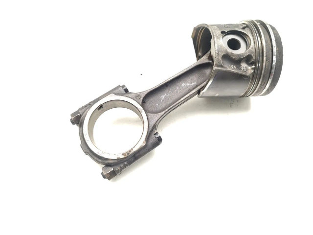 Поршень с шатуном Citroen C5