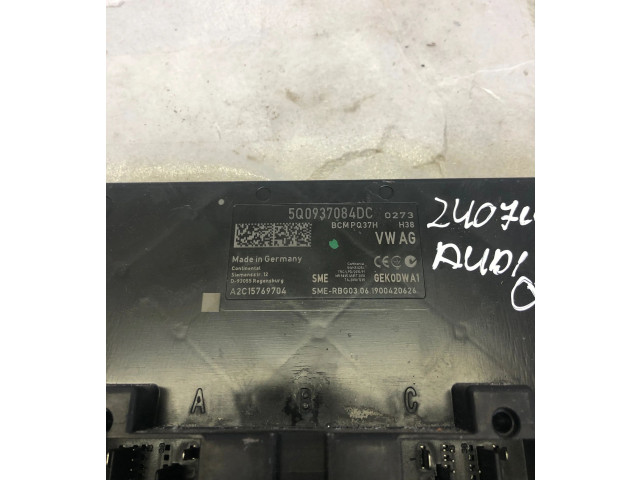 Блок комфорта 5q0937084dc   Audi Q3 F3   