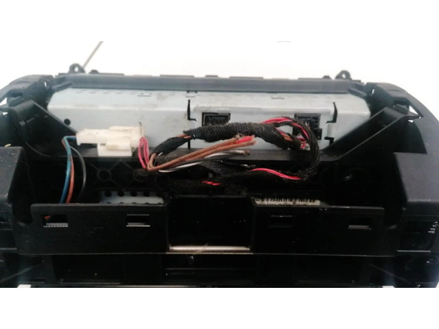 Дисплей    A2048205497   Mercedes-Benz C AMG W204