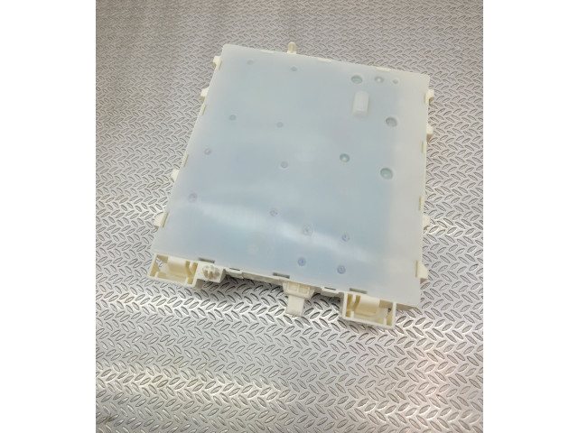 Блок управления 32268107 Volvo XC40