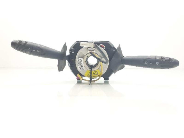 Ручка стеклоочистителей O7354736600   Ford Ka